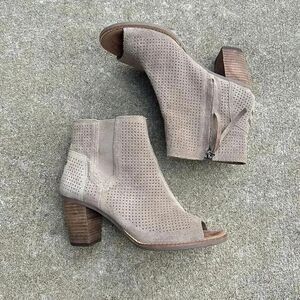 Toms Perforated Suede Booties Women's Size 7.5